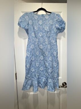 Light Blue Floral Puff-Sleeve Dress